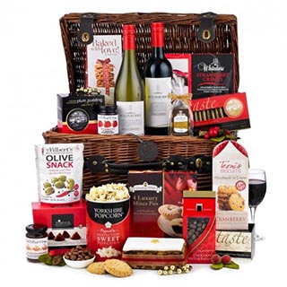 The Connoisseur Hamper image